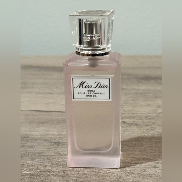 Miss Dior Hair Oil - Picture 1 of 2